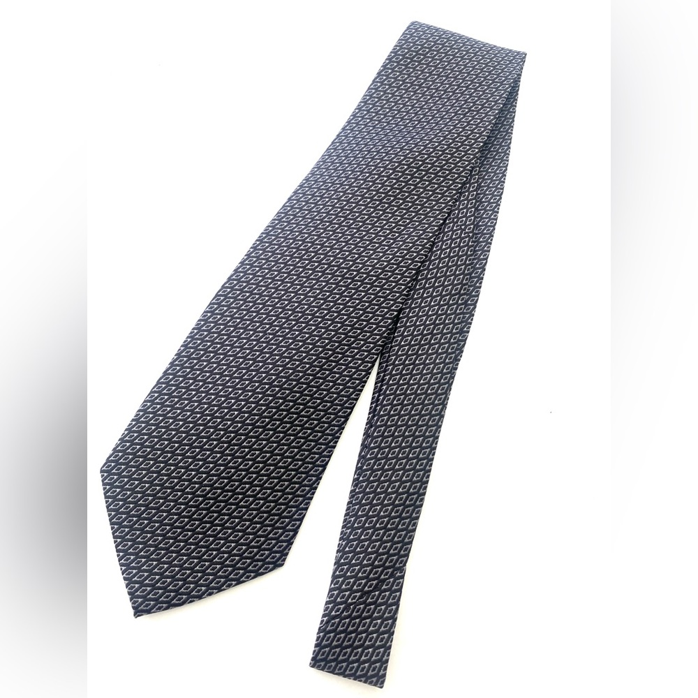 Giorgio Armani Diamond Design Silk Necktie